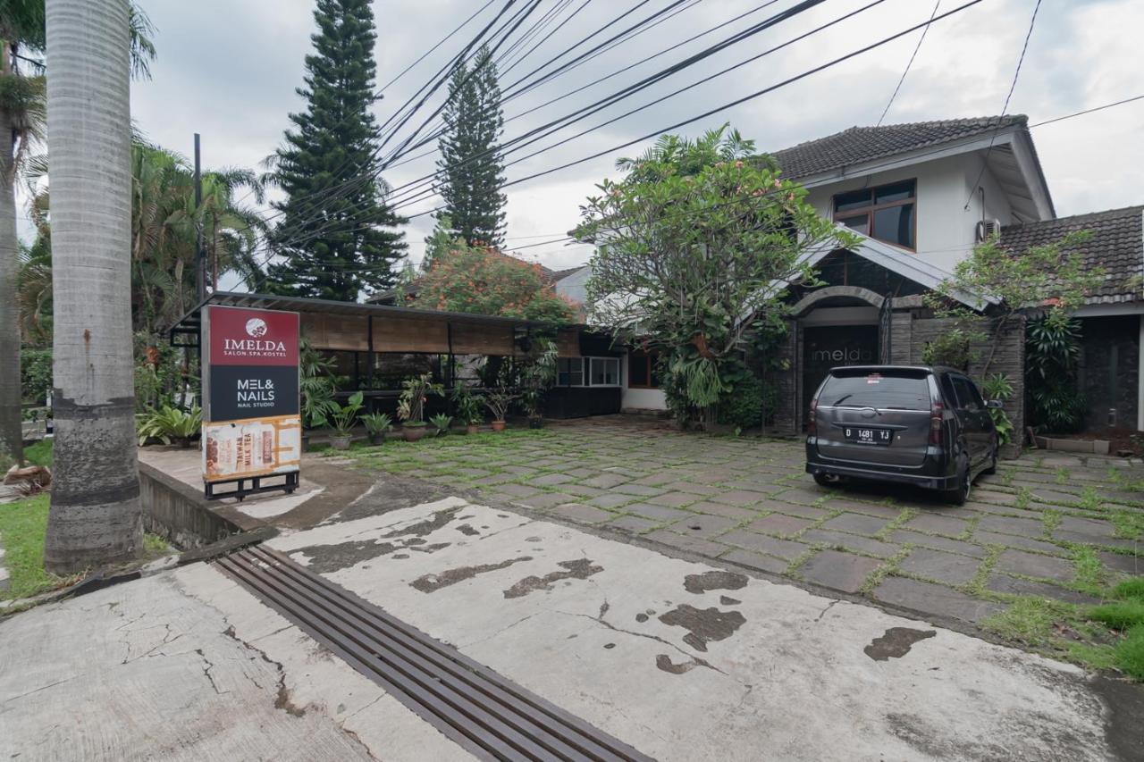 Imelda Setrasari Redpartner Hotel 2*